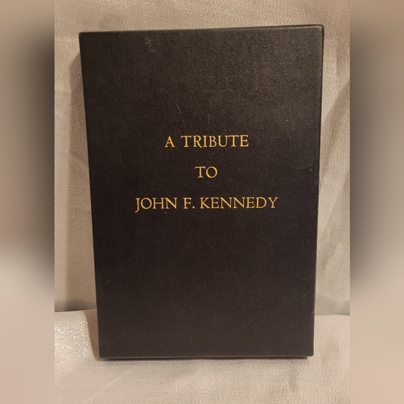 VTG A Tribute To John F Kennedy Hardcover W/SLIP CASE 1964 - Picture 1 of 15